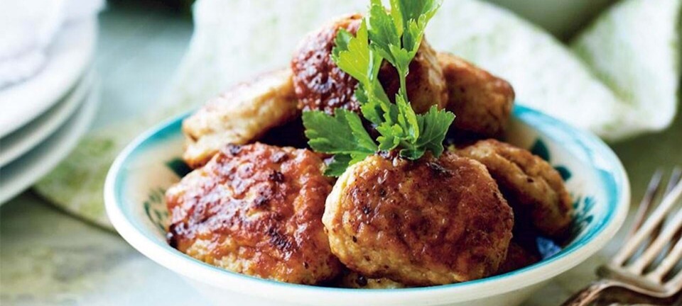 Lækre kyllingefrikadeller med persille