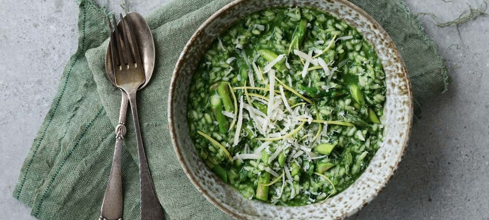 Grøn risotto med asparges og spinat