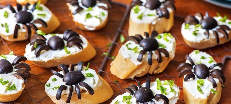 Sjov Halloween-forret: Lav ”klamme” edderkoppe-madder