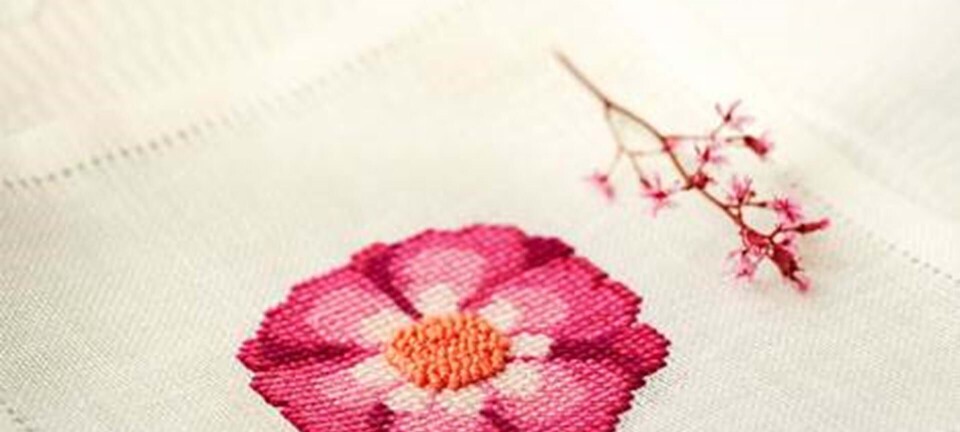 Mellemlægsserviet med lyserød pæon