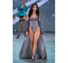 Se de smukke billeder fra årets Victoria’s Secret Show
