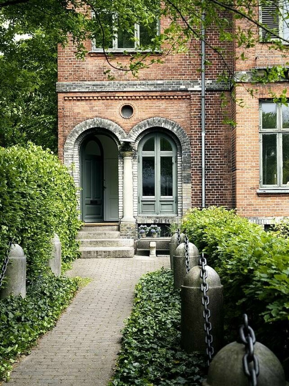 Ditte Reffstrup: 'I min samling finder man alt fra tokroners loppefund til diamanter'