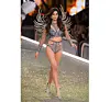 Se de smukke billeder fra årets Victoria’s Secret Show