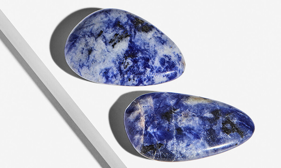 1.STEN_CRYSTAL_LAB_SODALIT_MEDITATIONSSTEN 40 kr..jpg.jpg