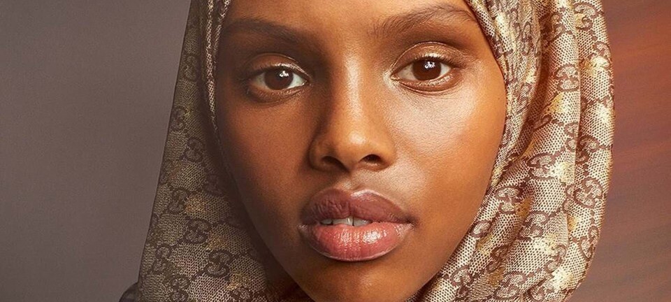 Dansk model med hijab: 'Jeg tror, at jeg ville miste noget af mig selv, hvis jeg tog det af'