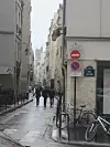 Smugkig på forårsmoden fra byernes by, Paris