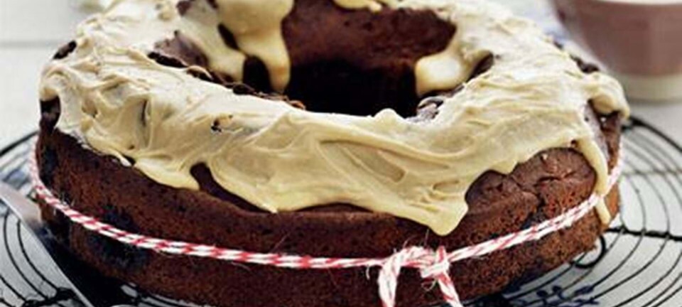 Chokoladekage med karamelglasur