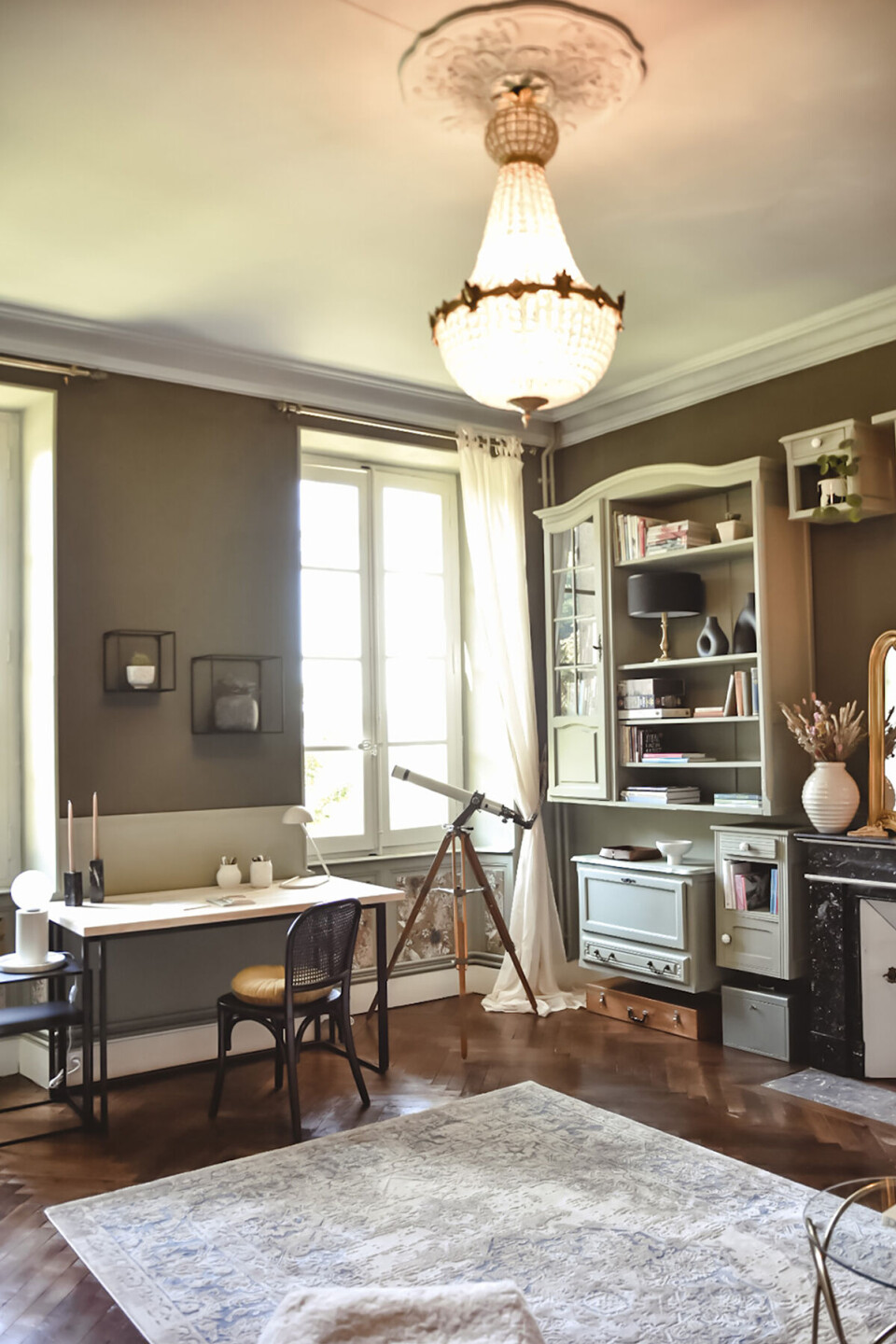 French Feelings: De flyttede fra villa i Hørning til slot i Frankrig – og nu gør de det igen