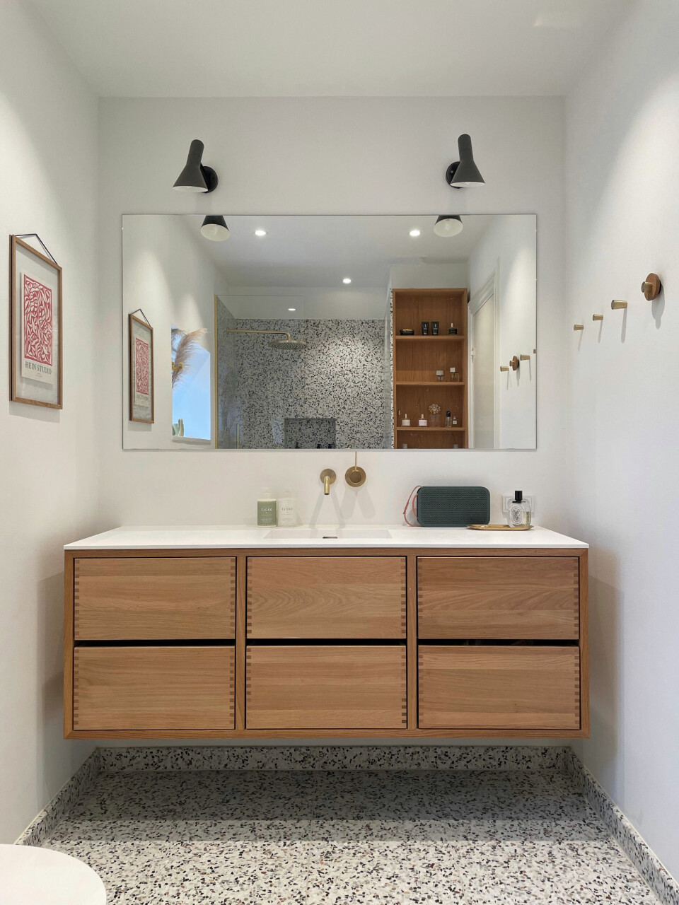 Mette og Henriks terrazzo badeværelse høster flest likes på Instagram.