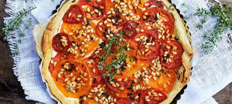 Smuk tomattærte - lavet med færdig butterdej