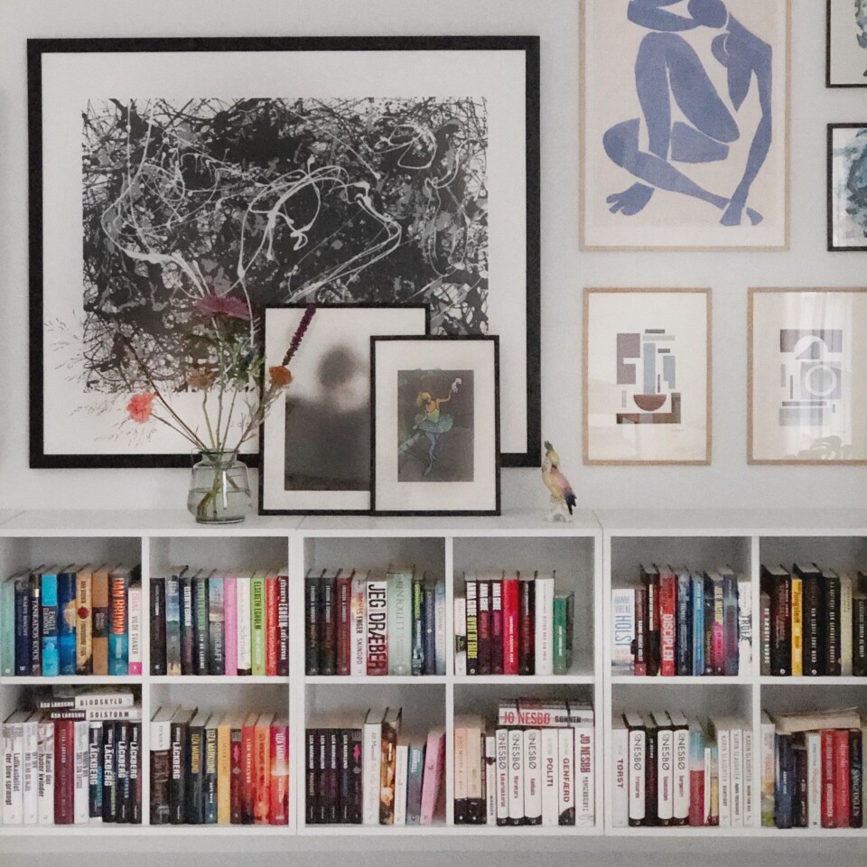 Bøger og tegning holder Camila mest af.