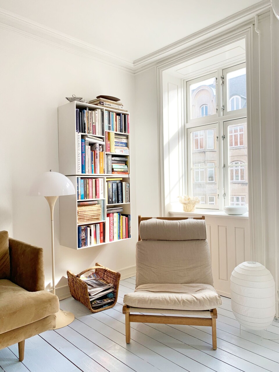 Standerlampen 'Panthella' er en designklassiker fra Verner Panton.