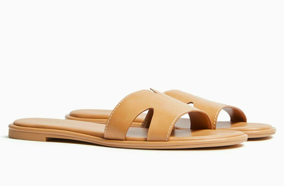 sandaler_flad_bershka.jpg