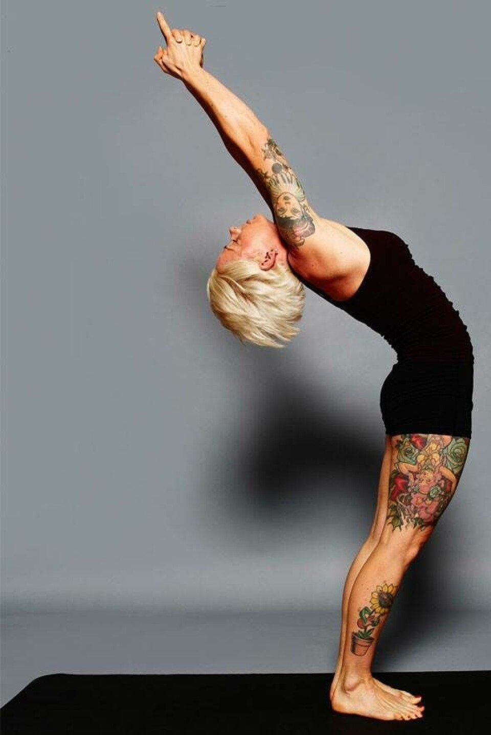 HANDS TO FEET POSE