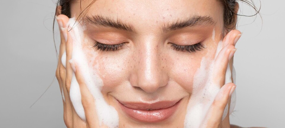 Uren hud? Se 5 effektive produkter mod problemhud og akne