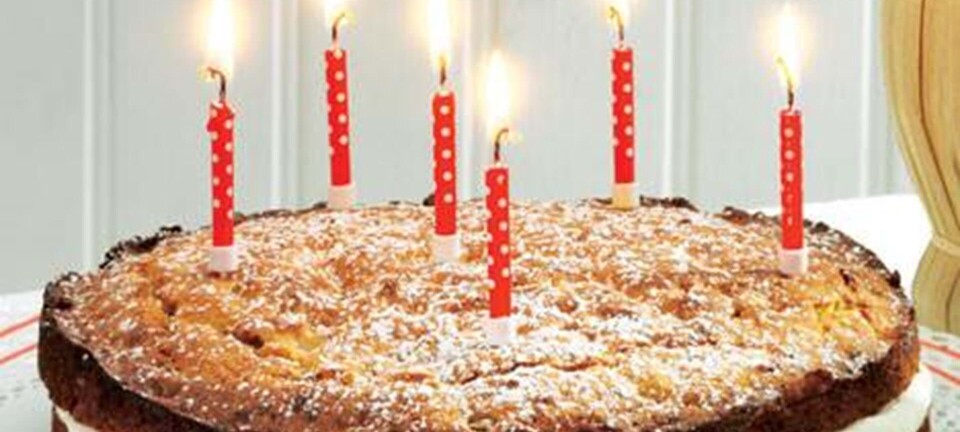 Valnøddelagkage med marcipan