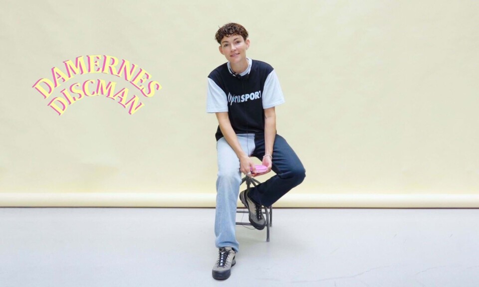 Freja Kirk har slået sig sammen med et af Danmarks største popikoner: ”Hun er en kæmpelegende”