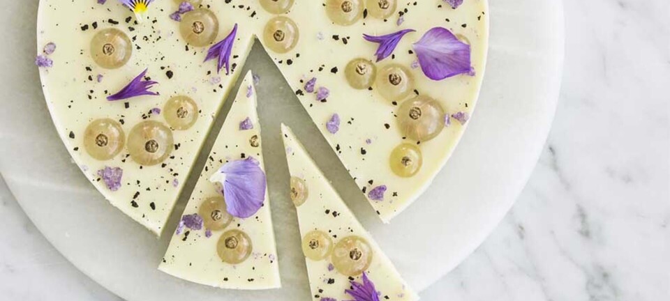 Chokoladebrud med hvide ribs, lakrids & knas