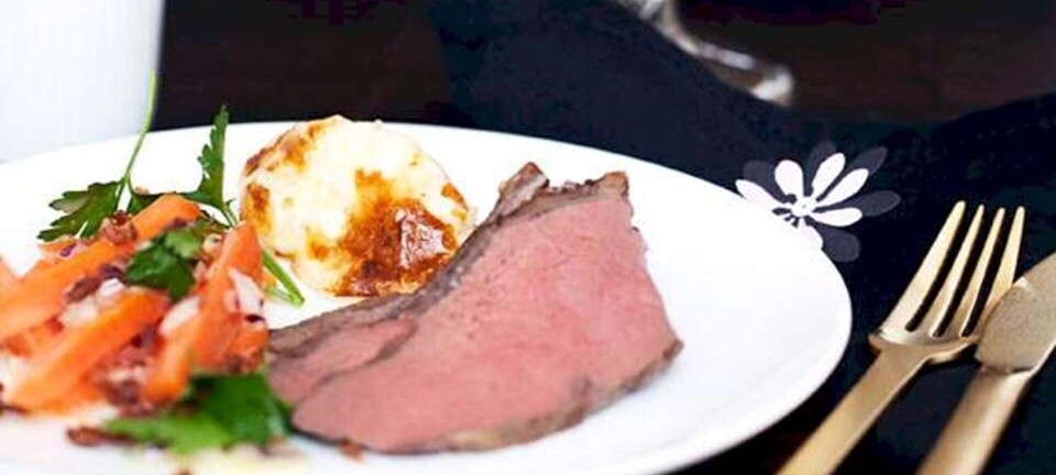 Okseculotte med gratineret kartoffel og glaserede gulerødder med skalotteløg og pancetta