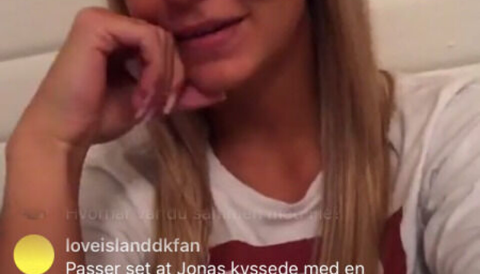 På billedet ses spørgsmålene omkring det påståde utroskab, som Ida ikke afviser (Foto: Idasojborg på Instagram)