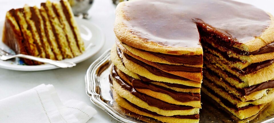 Dobos’ tærte: Sådan laver du den ungarske karamelkage