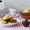 Scones med chokolade-curd