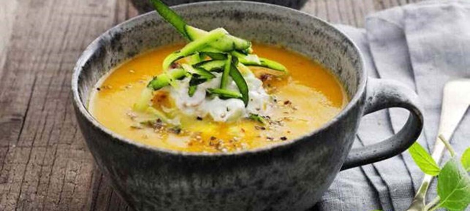 Få varmen: Karrykrydret gulerodssuppe