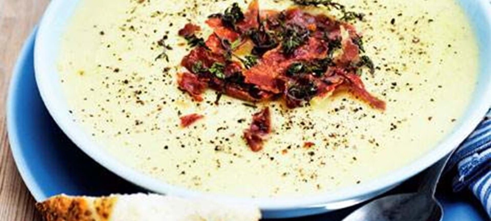 Kartoffel-porre-suppe med parmaskinke