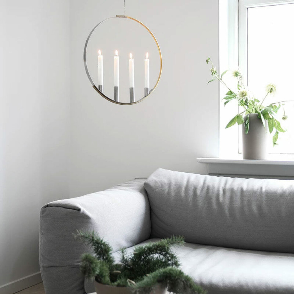 Candle_mobile_2.jpg