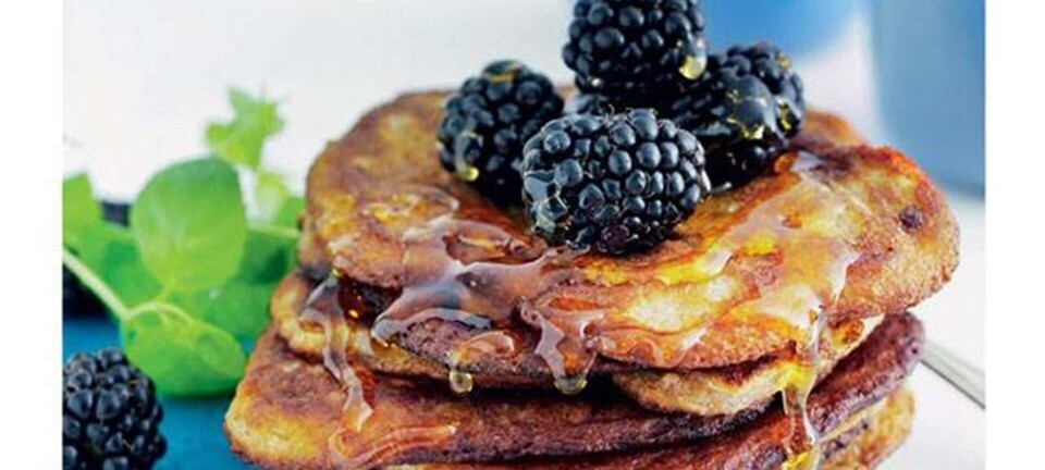 Ricotta pancakes med brombær