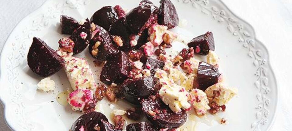 Forret med rødbede, feta og valnød