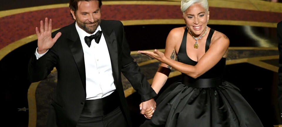 Kanin-kjole og sprudlende kemi: De største højdepunkter fra aftenens Oscar-show