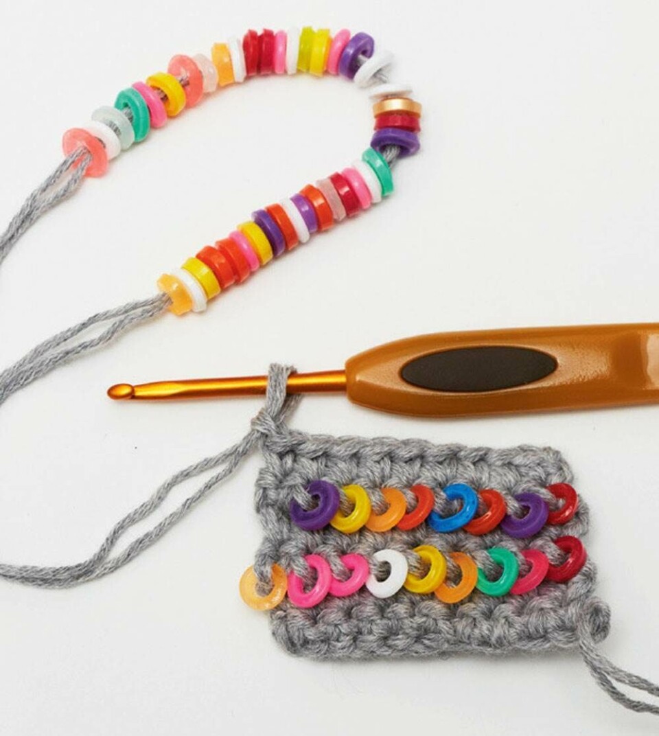 Sådan hækles en fm med perle