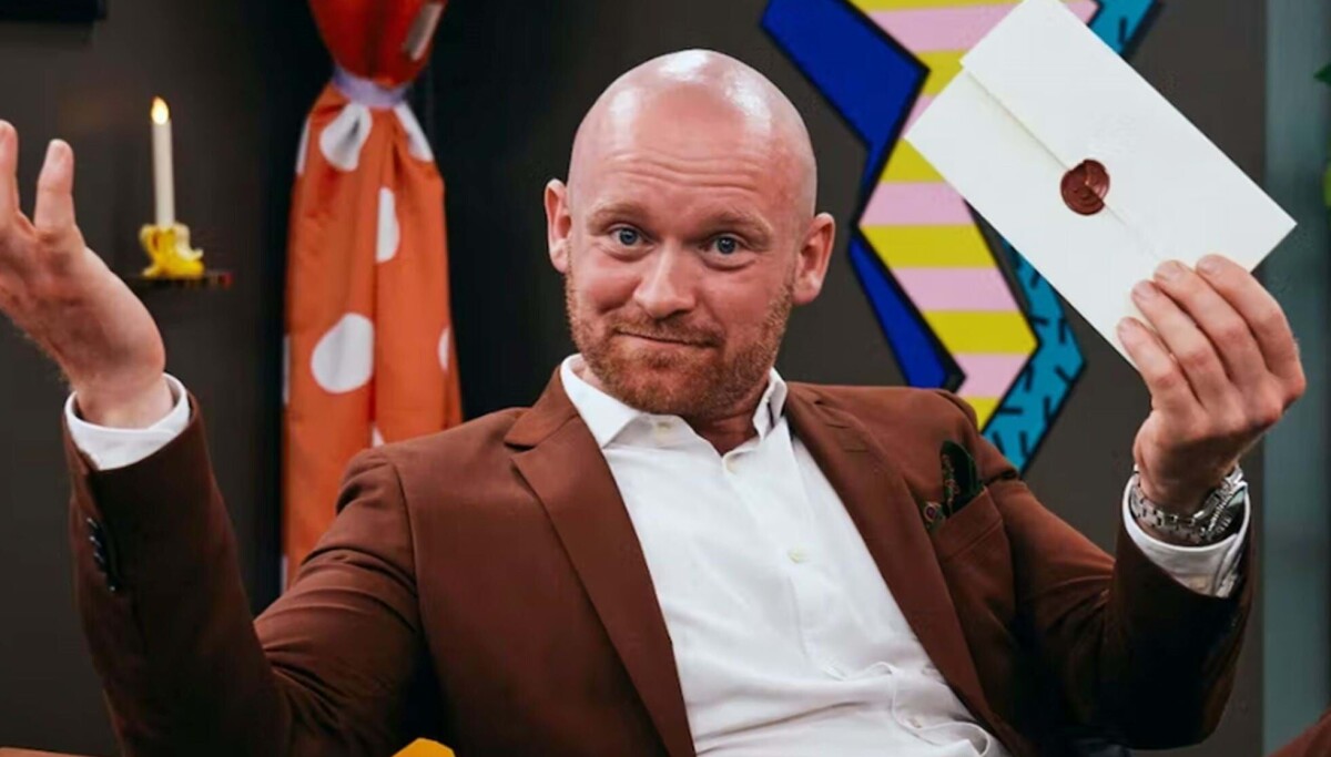 Mark Le Fêvre laver tv med rapper L.O.C