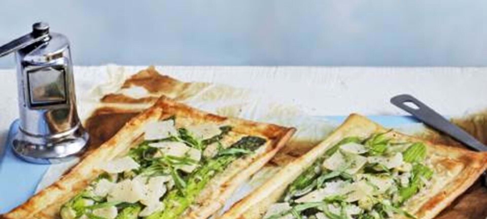 Asparges bagt i butterdej