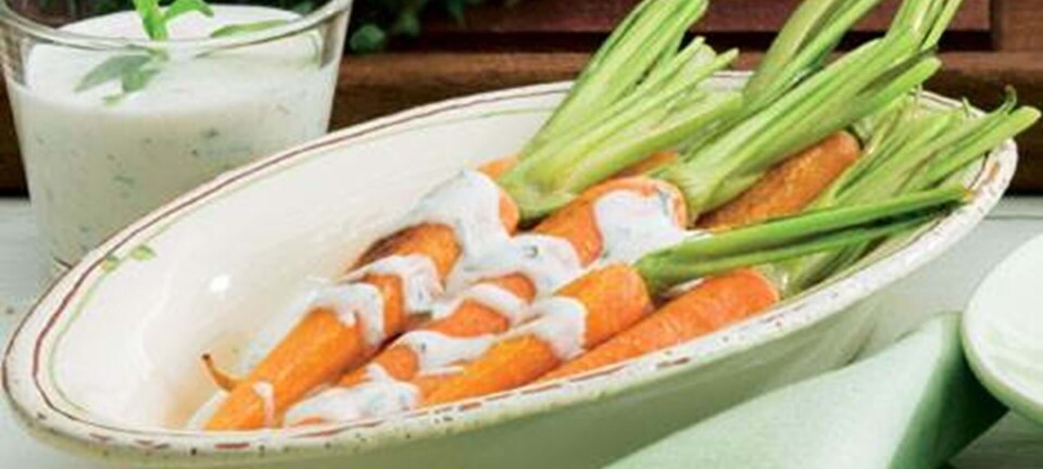 Ristede nye gulerødder med kold bearnaise