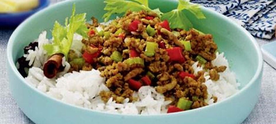 Asiatisk kødsovs med svinekød og ris