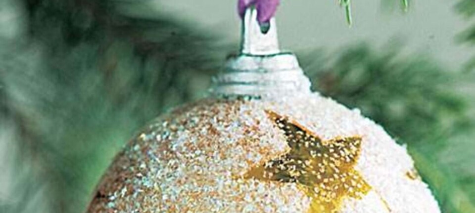 Nem julekugle med blinkende stjerner