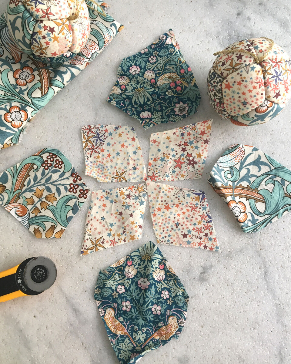 DIY julekugler i patchwork