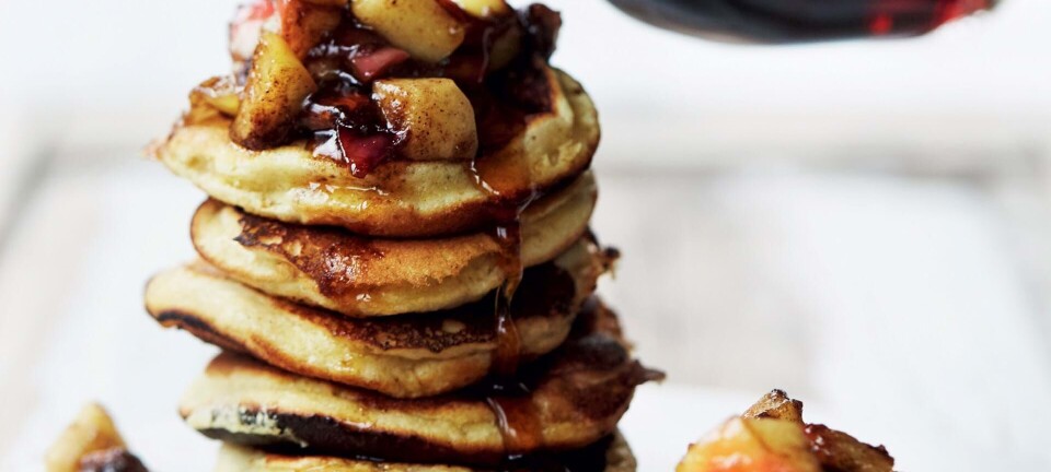 Mandelpandekager med æble