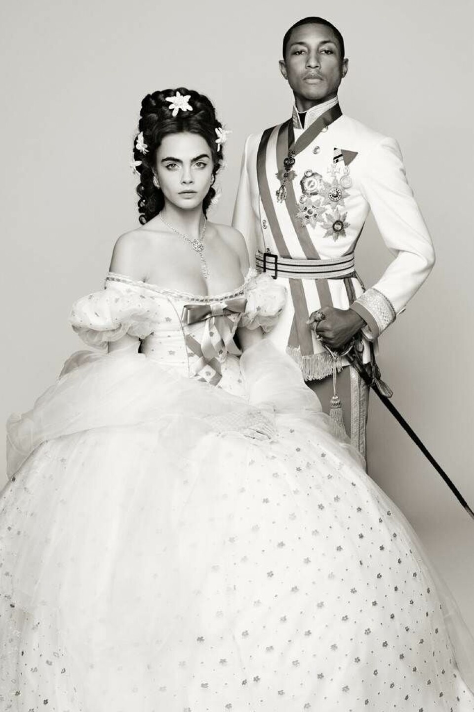 Pharrell og Cara synger duet i ny Chanel-film