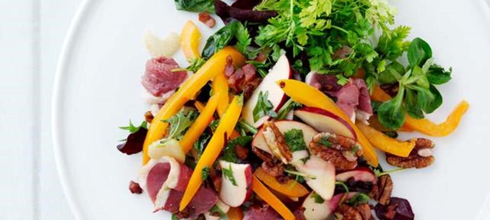 Salat med røget andebryst