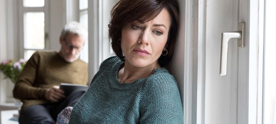 Min mand er konstant på nakken af mig