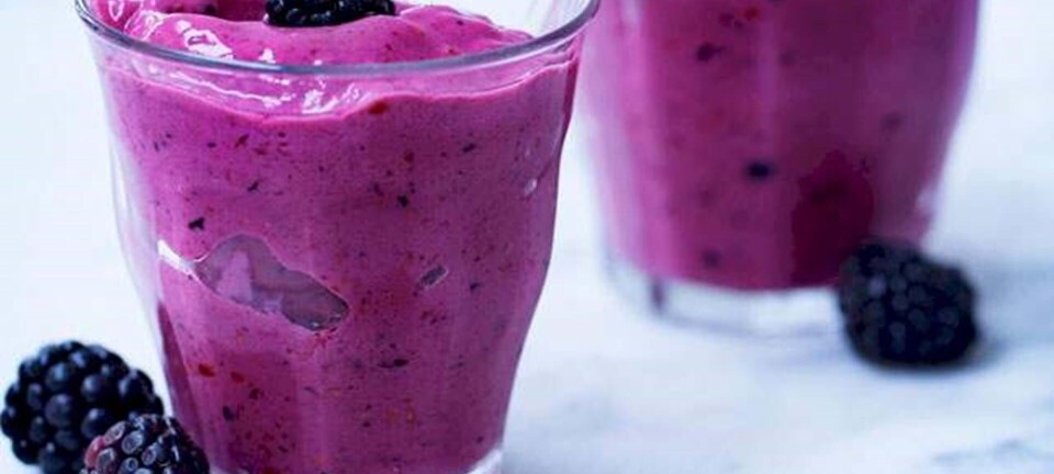 Hurtig yoghurtis med bær