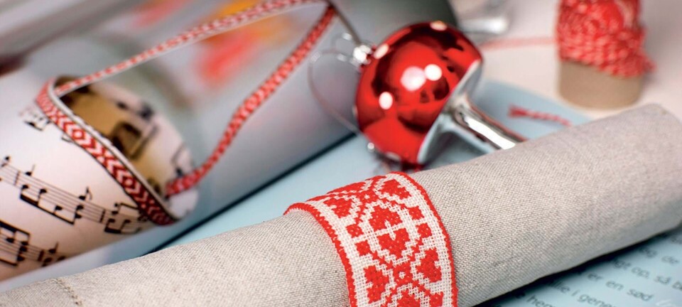 Sød juleserviet med broderi
