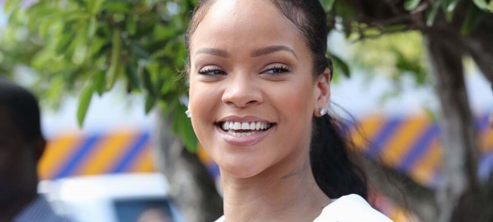 Rihanna: Sådan undgår jeg fedtet hud på billeder