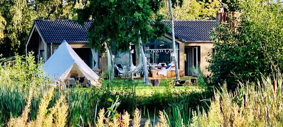 Nu kan du vinde en ferie i Kaspar og Lambangs vinderhus fra Sommerdrømme