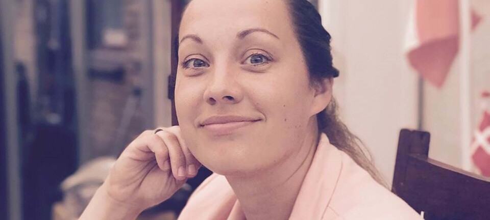 Kristina lider af nedsunken blære: ”Jeg havde lige født en lille pige og blev ved med at tisse i bukserne”