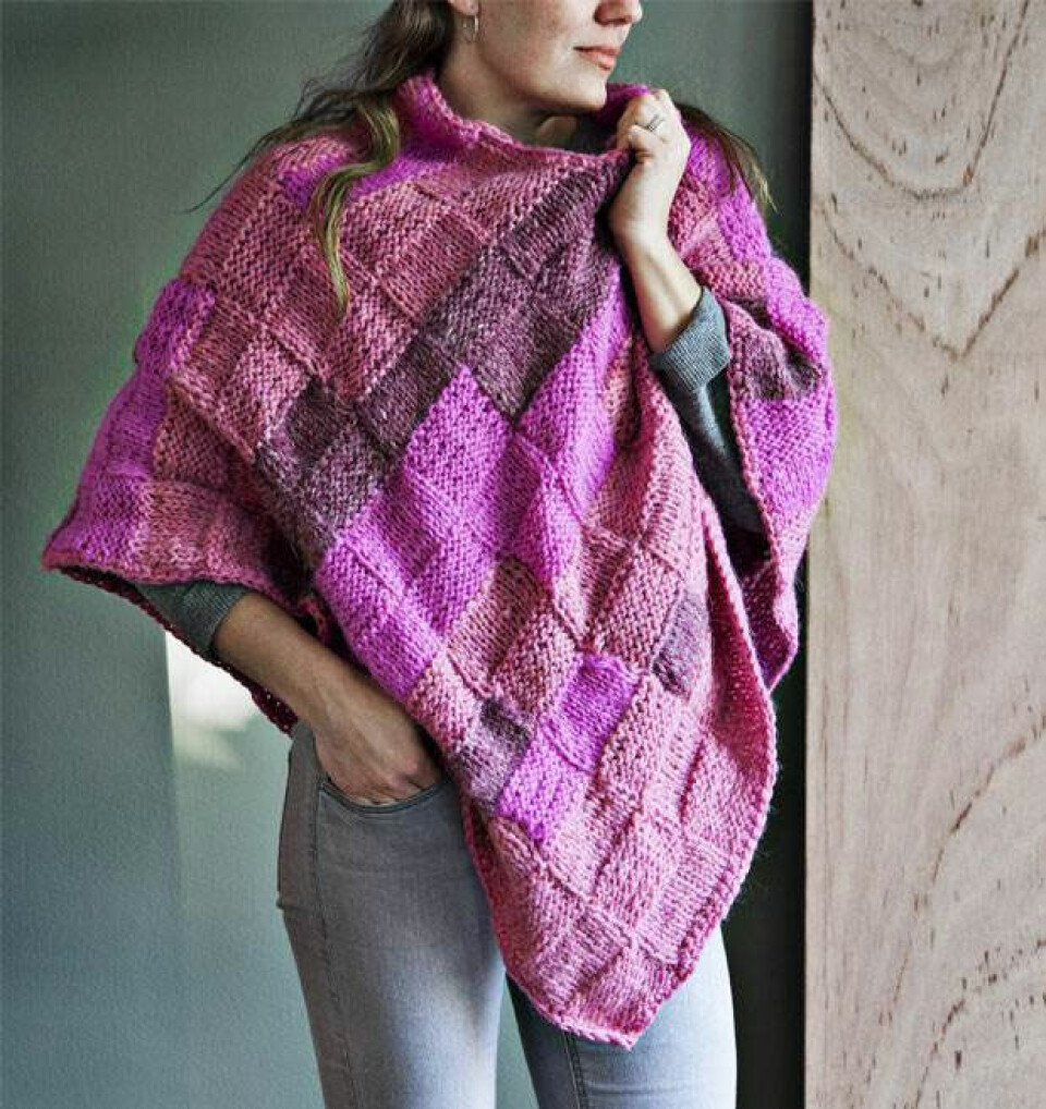 Strikket poncho
