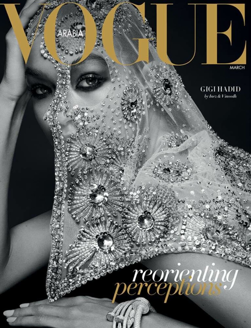 Sexet topmodel på forsiden af det første arabiske Vogue
